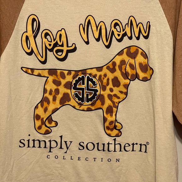 Simply Southern Dog Mom Baseball Tee - Picture 3 of 4